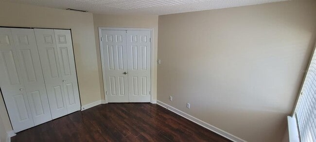 Building Photo - 151 Waterfall Way
