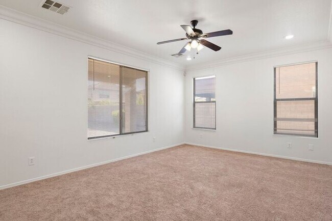Building Photo - Stunning two-story in San Tan Valley