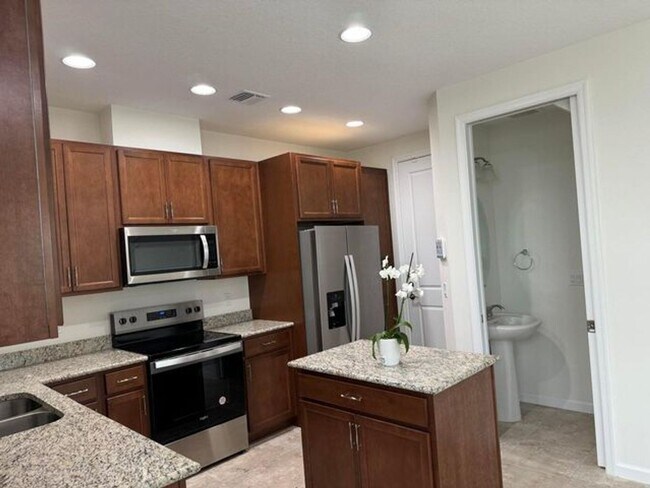 Building Photo - 16452 Millenium Ct