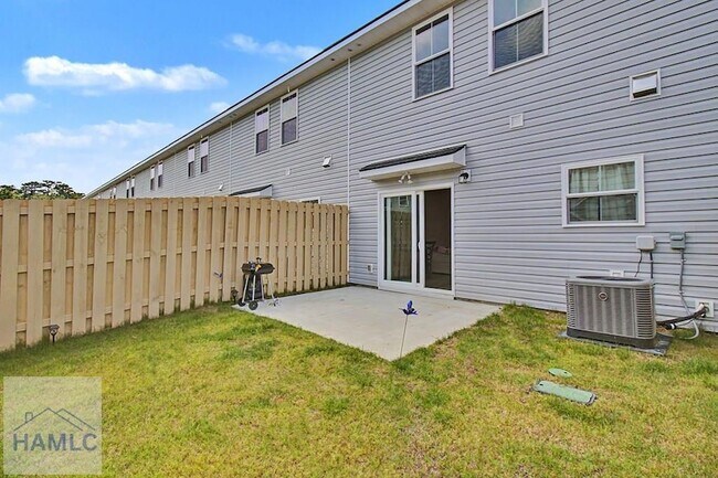 Building Photo - 106 Heirloom Rd