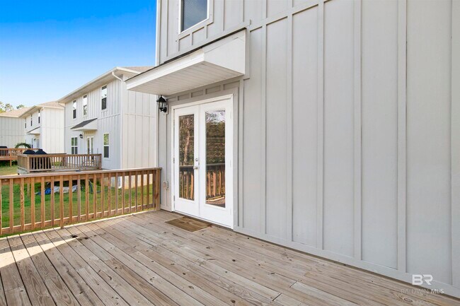 Building Photo - 32146 Calder Ct