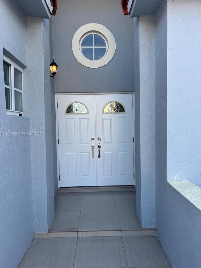 Building Photo - 16124 SW 55th Terrace