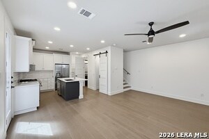 Building Photo - 311 E Evergreen St