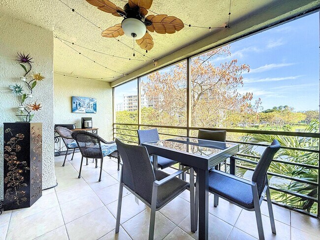 Building Photo - 2311 S Cypress Bend Dr