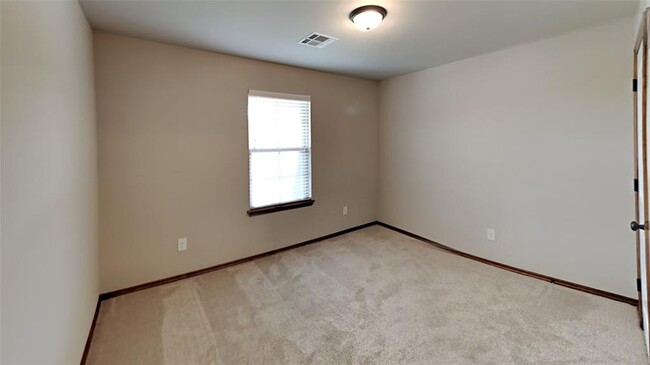 Building Photo - 10525 NW 41st St