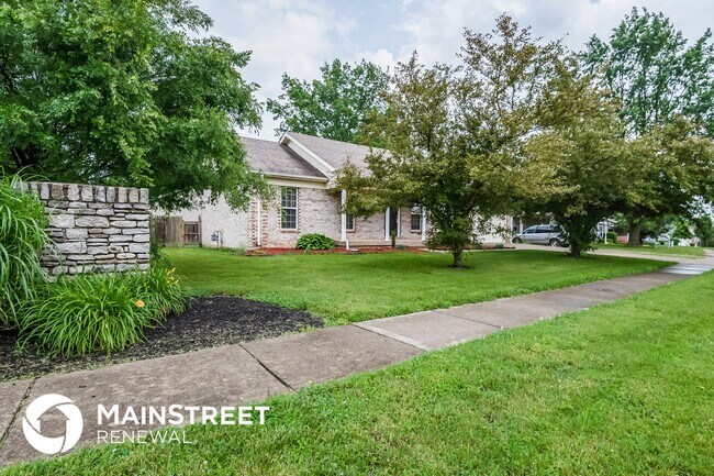Building Photo - 9901 Lancewood Rd