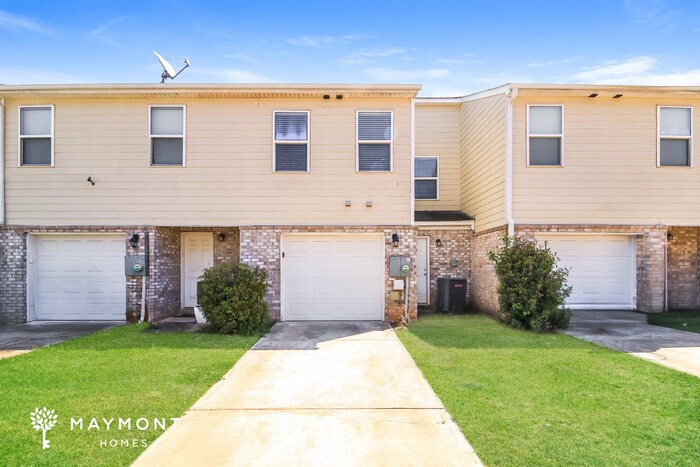 Building Photo - 1535 Hydrangea Ln
