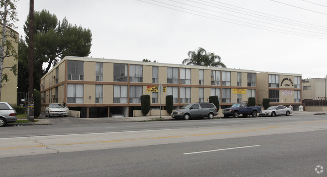 Primary Photo - Burbank Pointe Apartments