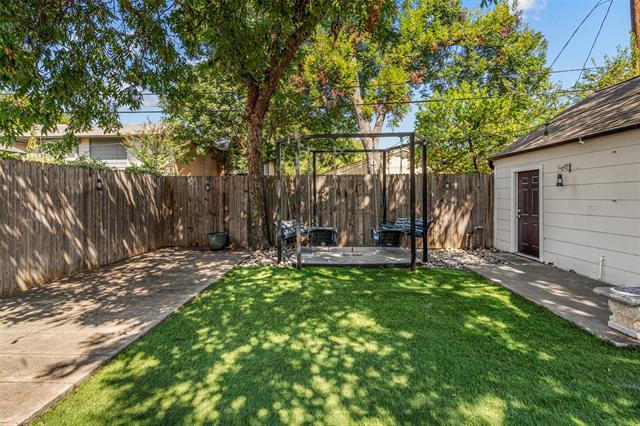 Building Photo - 5320 El Campo Ave