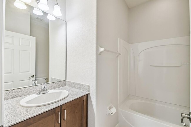 Building Photo - 829 Grand Canal Dr