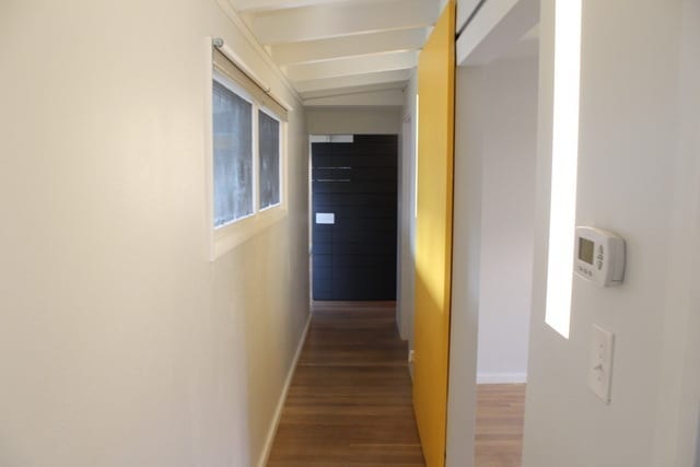 Building Photo - Updated 4 bed/2 bath Mid-Century Home - Pr...