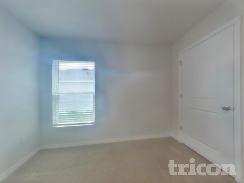 Building Photo - 10729 Hidden Banks Gln