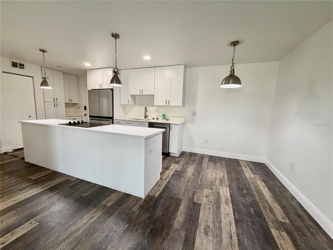 Building Photo - 3325 Bayshore Blvd