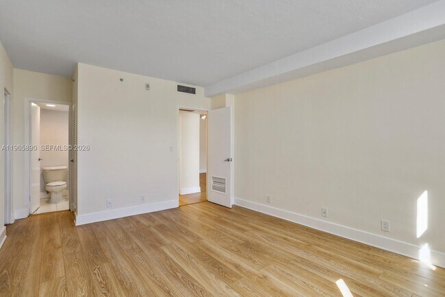 Building Photo - 3000 S Ocean Dr