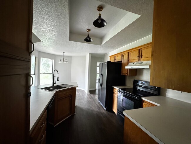 Building Photo - 3 Bdrm 2 Bath in Copperas Cove
