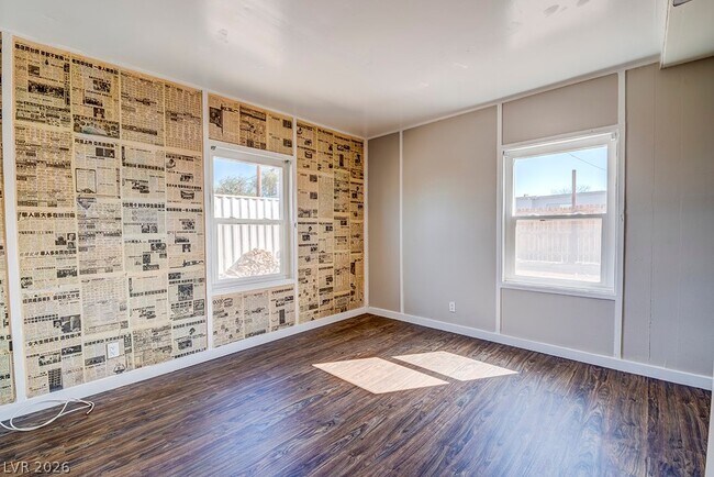 Building Photo - 18 Magnesium St