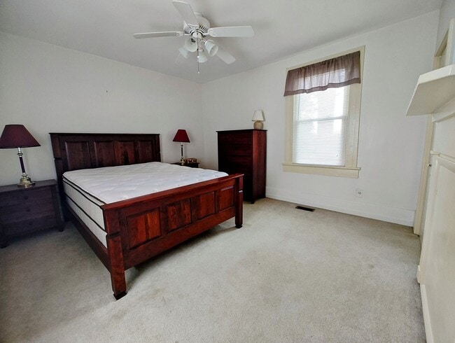 Building Photo - Providence Forge 2 bedroom farmhouse