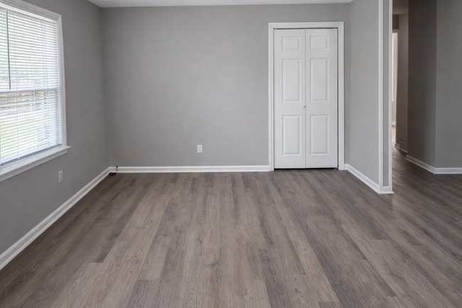 Building Photo - Cute Two Bedroom near KU Medical Center