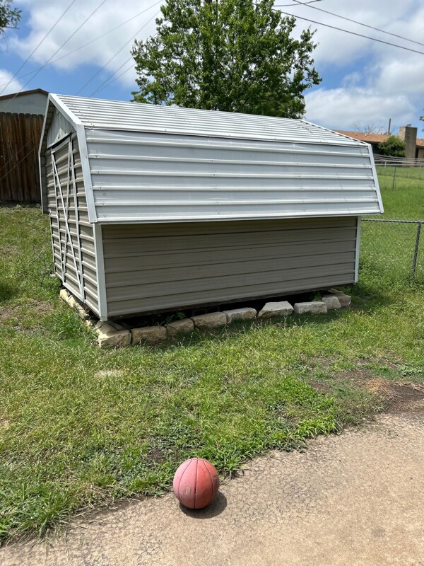 Building Photo - 1816 Pleasant Ln