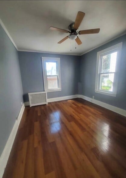 Building Photo - 73 Laventhal Ave