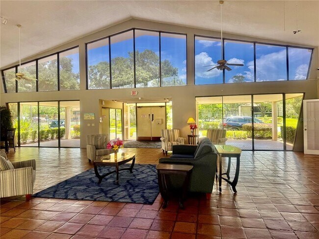 Building Photo - 3024 S Semoran Blvd