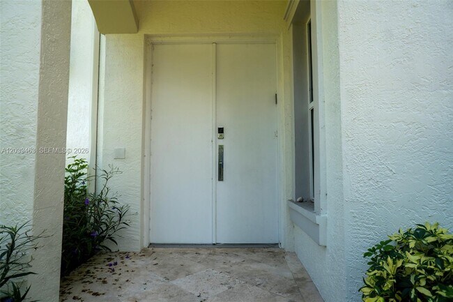Building Photo - 21025 NE 38th Ave