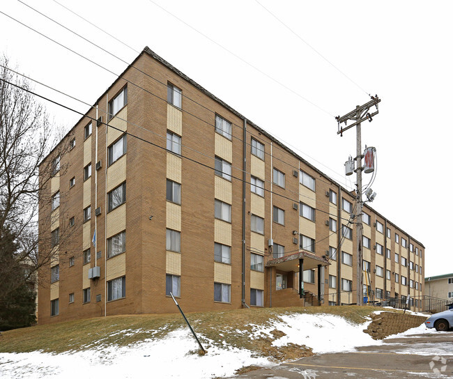 Primary Photo - Hudson Terrace Apartments