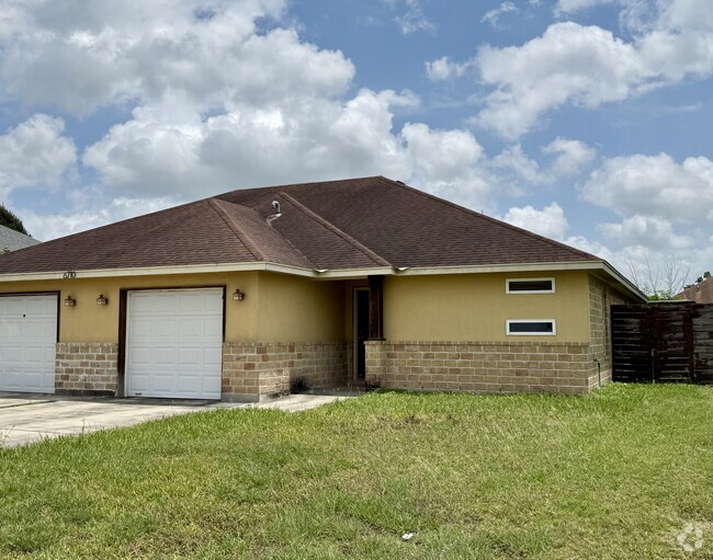 Building Photo - 6710 Garden Woods Ave