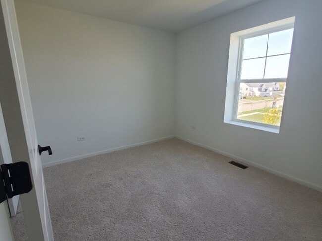 Building Photo - 4499 Chelsea Mnr Cir
