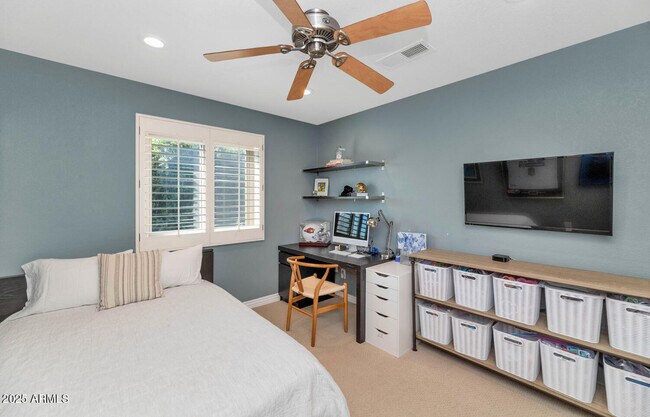 Building Photo - 9617 E Friess Dr