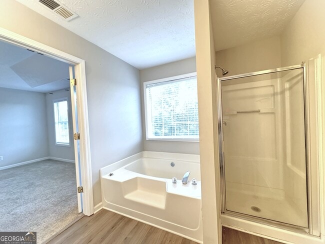 Building Photo - 2121 Silva Ct