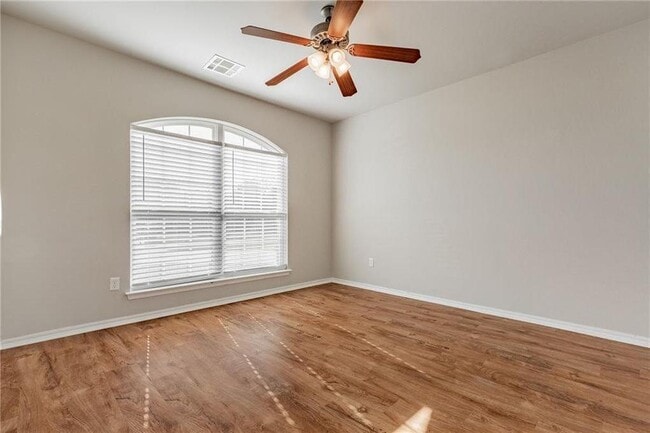 Building Photo - 1004 Mollie Rausch Ln