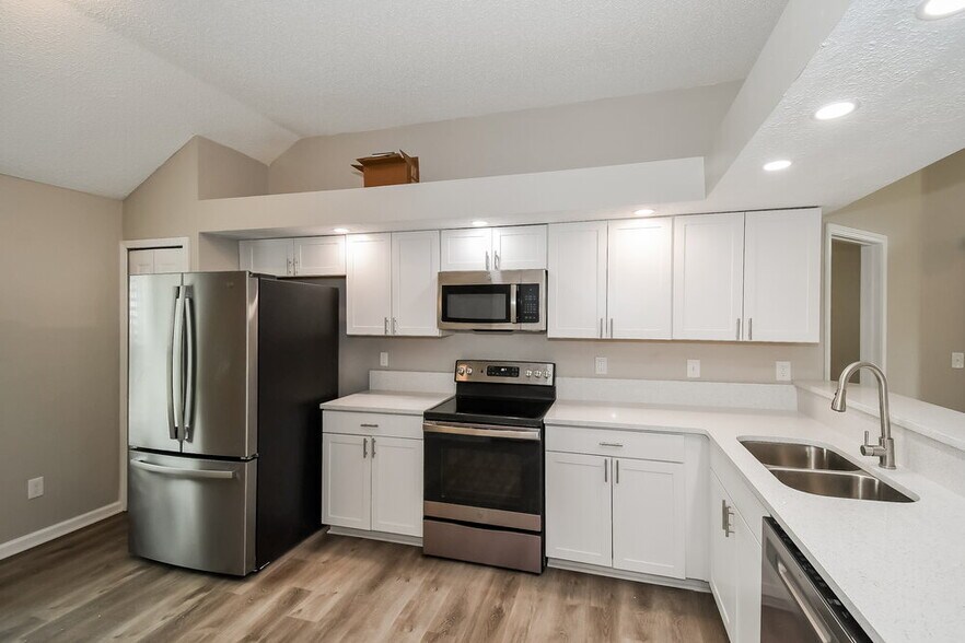 Building Photo - 12668 Black Angus Dr