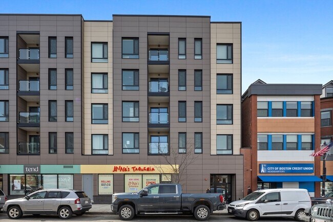 Building Photo - 457 W Broadway