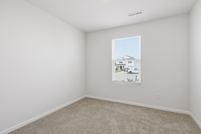 Building Photo - 414 Hope Ln