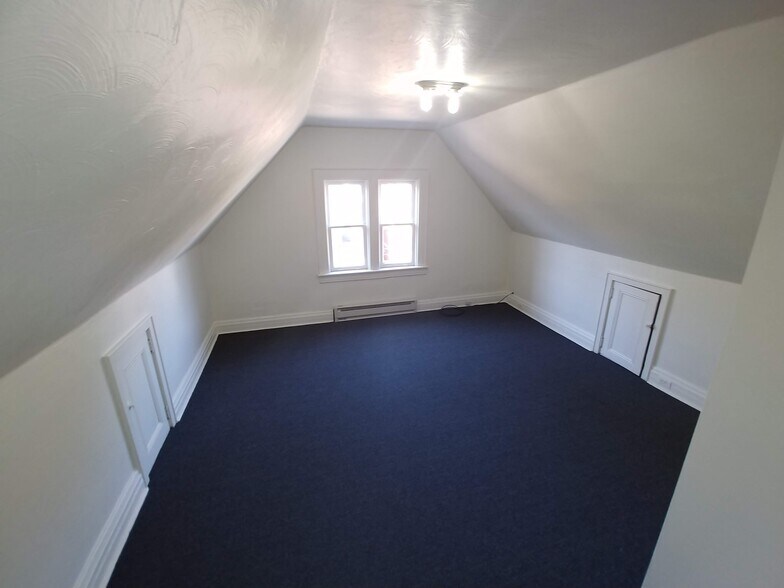 Bedroom 3 - 226 Green St