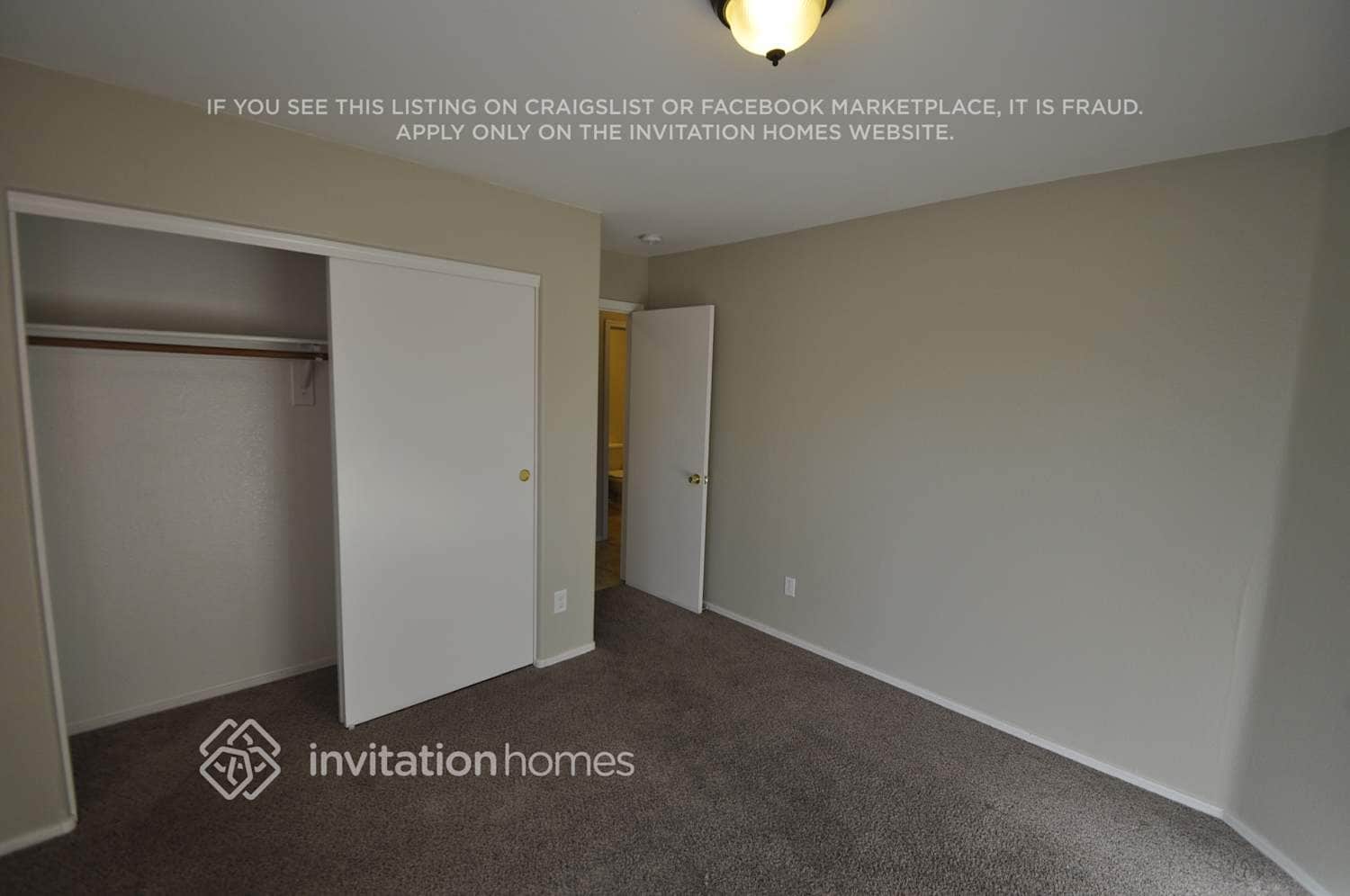 Building Photo - 12732 W Voltaire Ave