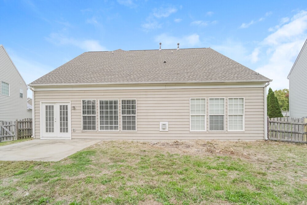 Building Photo - 10528 Adlin Ave