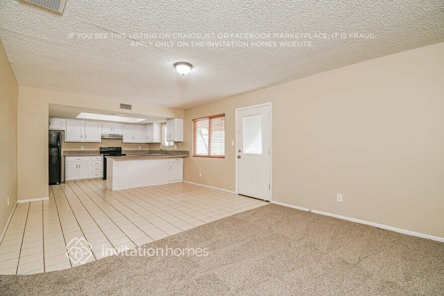 Building Photo - 2351 S Canton