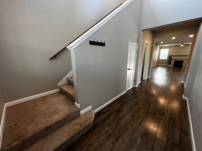 Building Photo - Updated 4 Bedroom Lacey/Hawks Prairie Home for Rent