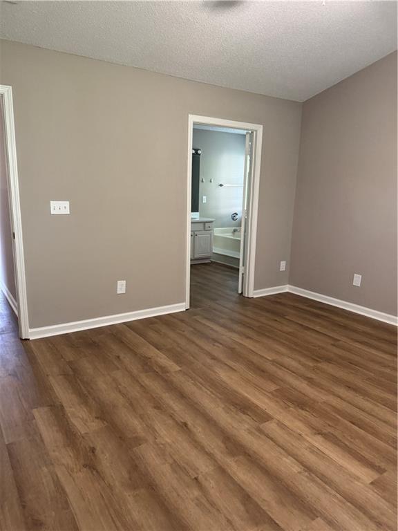 Building Photo - 325 Bramford Way NW