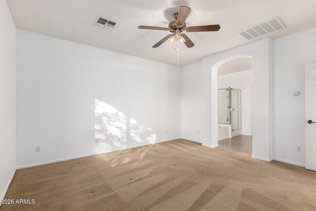 Building Photo - 7402 N 88th Ln