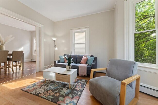 Building Photo - 1165 Chalkstone Ave