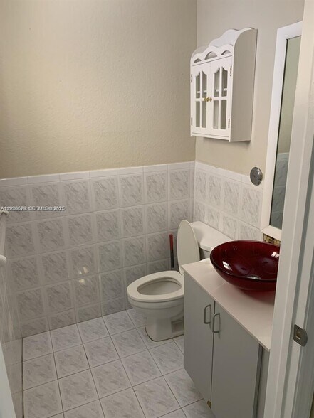 Building Photo - 6761 NW 182nd St