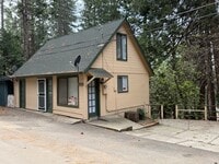Building Photo - Charming 2-Bedroom Loft-Style Home in the Heart of Twain Harte