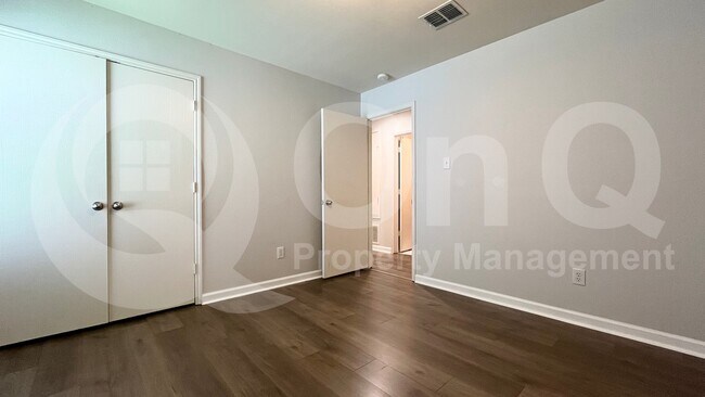 Building Photo - 13269 Fowler Dr