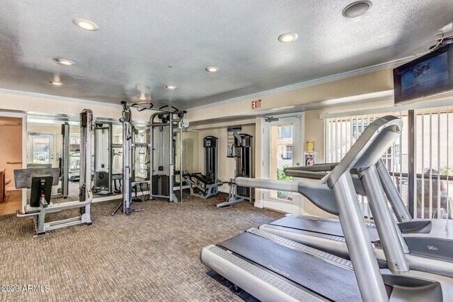 Building Photo - 3434 W Danbury Dr