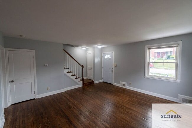 Building Photo - 831 N Chapel Gate Ln