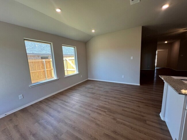 Building Photo - 7216 E County Rd 99