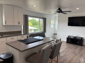 Building Photo - OAHU9402
